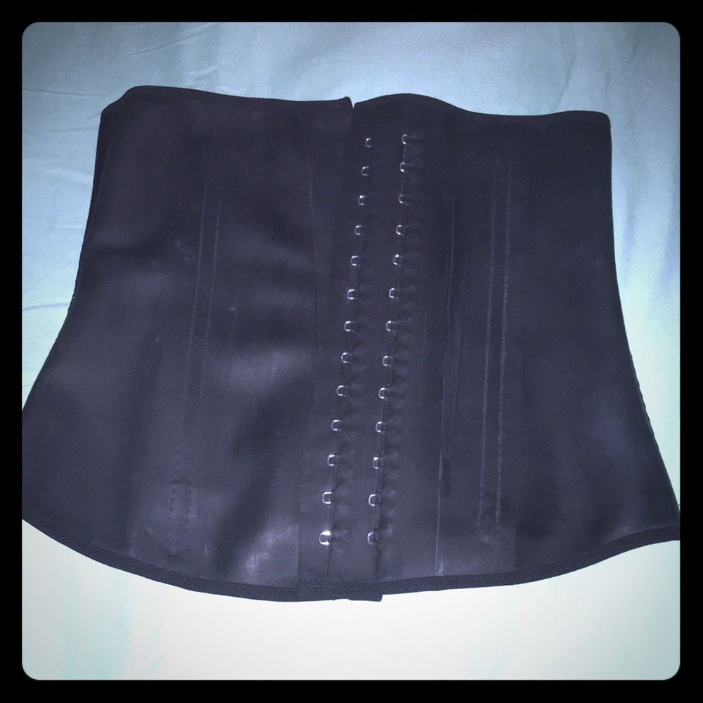 Brand New Ann Chery Waist Trainer